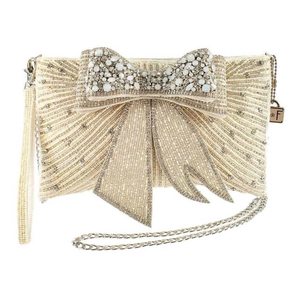 Mary Frances "Cherish" Clutch